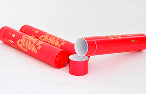 春聯(lián)圓筒紙罐包裝，看起來也不錯哦！